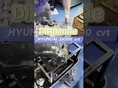 Desmonte a transmissão automática.