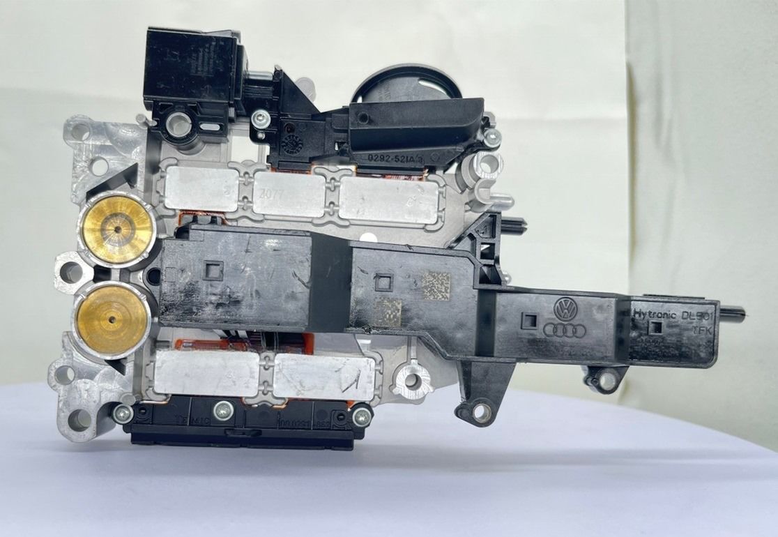 Modulo de unidade de controlo de transmissão de dupla embreagem de 7 velocidades para o AUDI A4/A5/A6/A7/Q5/RS5/S5/S6/S7