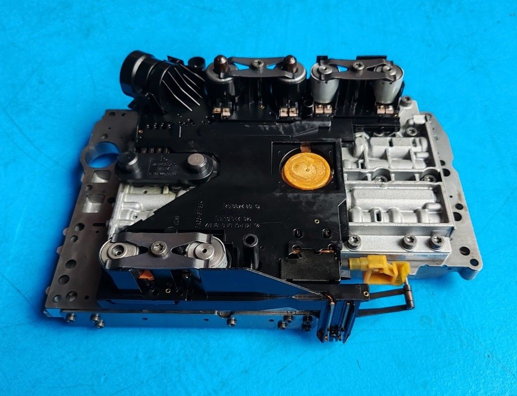 Reemplaço direto TRANSMESUN Montagem do corpo da válvula para o Mercedes de 5 velocidades 722.6 Automático