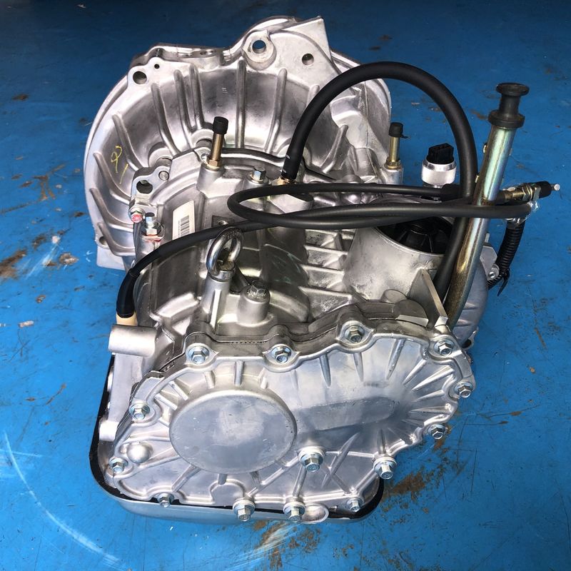 Geely Panda 1.3L '09-'16 JL-ZA142 Conjunto de transmissão com e OE NO. 3000000021-01