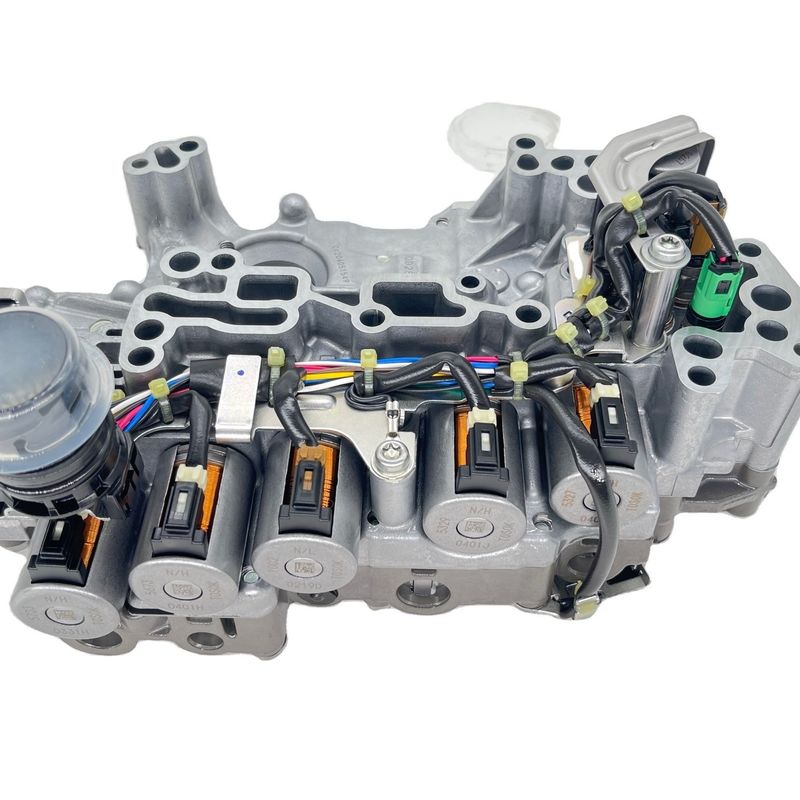 O motor deve ser equipado com uma válvula de comando de alta tensão.