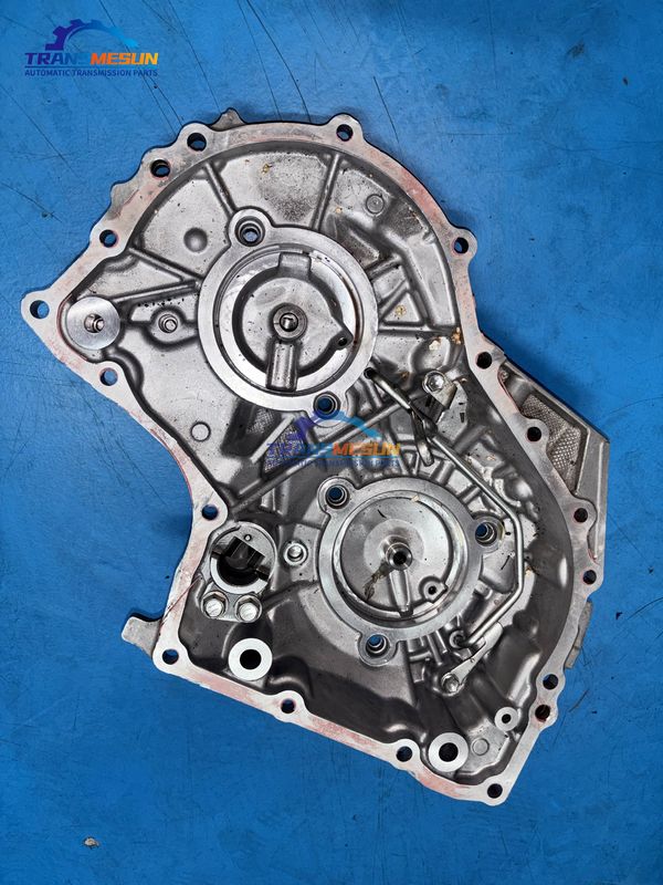 Tampa Traseira da Carcaça da Transmissão CVT K114 com Cinco Furos de Fixação para a Transmissão CVT 2.0L do Toyota C-HR modelo 2019.